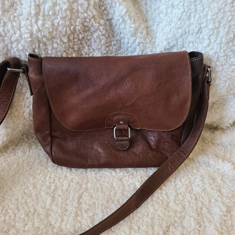 Jack Georges Voyager Leather Crossbody